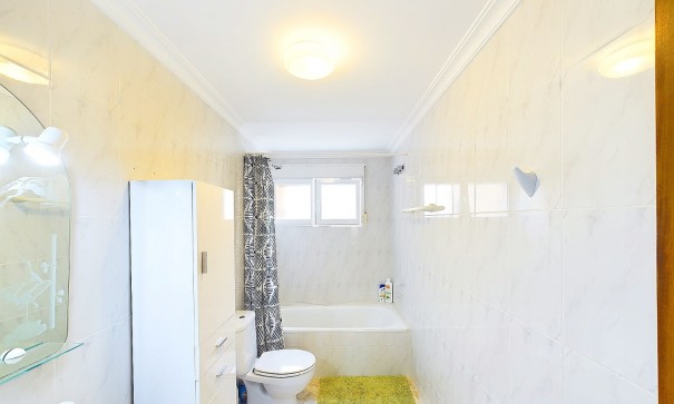 Venta - Chalet Independiente -
Pinar de Campoverde