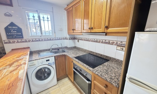 Herverkoop - Halfvrijstaande villa -
Villamartín