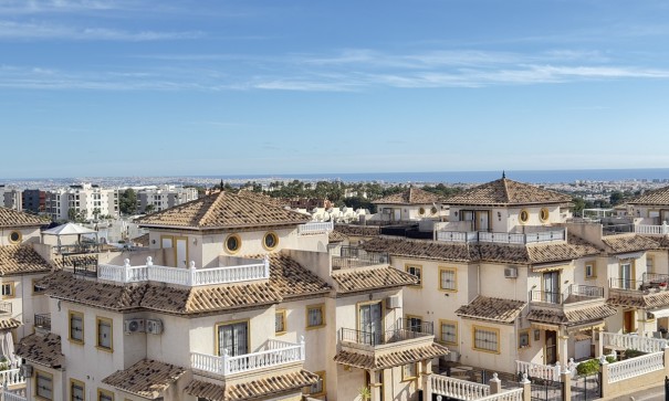 Herverkoop - Halfvrijstaande villa -
Villamartín