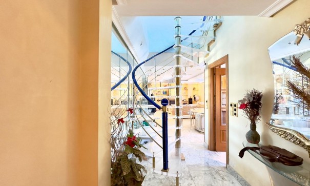 Revente - Appartement -
Torrevieja - Centro