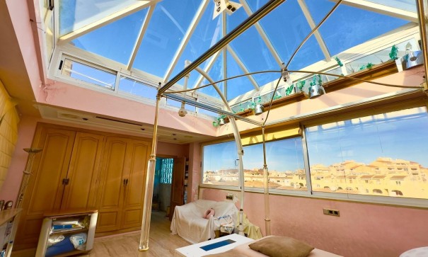 Revente - Appartement -
Torrevieja - Centro