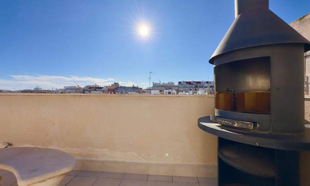Revente - Appartement -
Torrevieja - Centro