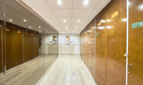 Revente - Appartement -
Torrevieja - Centro