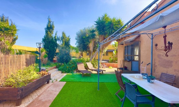 Venta - Chalet Independiente -
Torrevieja - Torreblanca