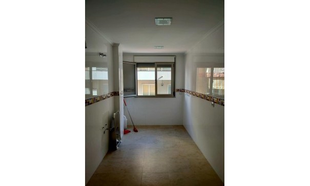 Venta - Apartamento piso -
Torrevieja - Estacion de autobuses