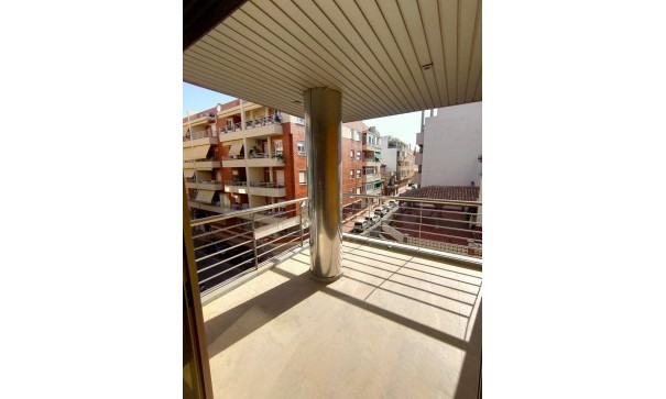 Venta - Apartamento piso -
Torrevieja - Estacion de autobuses