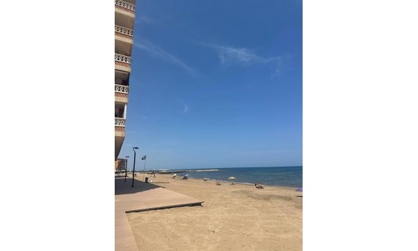Återförsäljning - Lägenhet lägenhet -
Torrevieja - La Mata pueblo
