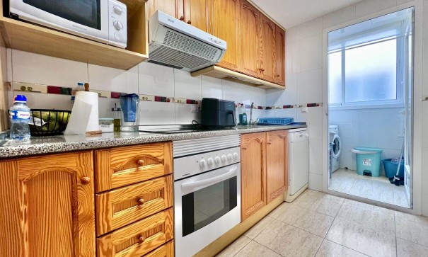 Revente - Appartement -
Pilar de la Horadada - RioMar