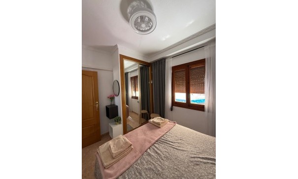 Venta - Apartamento piso -
Torrevieja - La Mata