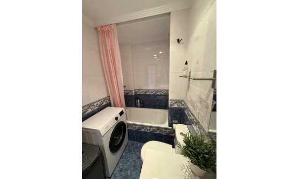 Venta - Apartamento piso -
Torrevieja - La Mata