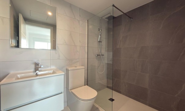 Location longue durée - Apartement Flat -
Torrevieja - Punta Prima