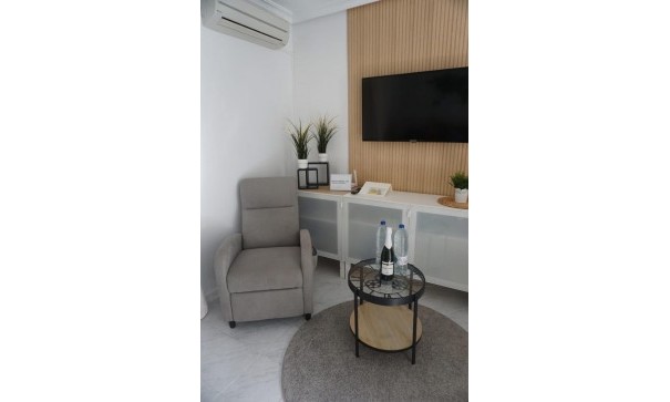 Revente - Appartement -
Torrevieja - La Mata