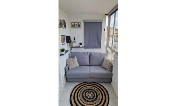 Revente - Appartement -
Torrevieja - La Mata