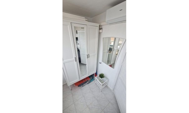 Revente - Appartement -
Torrevieja - La Mata