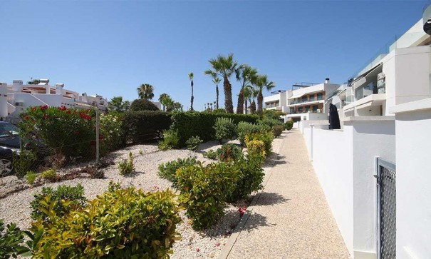 Location longue durée - Apartement Flat -
Orihuela Costa - La fuente