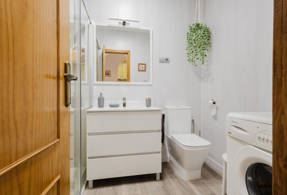 Herverkoop - Apartement Flat -
Torrevieja - Playa de los Naufragos