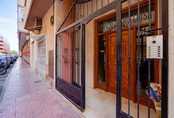 Herverkoop - Apartement Flat -
Torrevieja - Parque de las Naciones