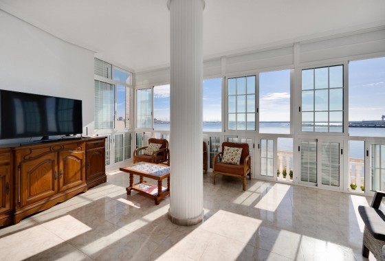 Sprzedaż - Apartament mieszkanie -
Torrevieja - Playa del Acequión