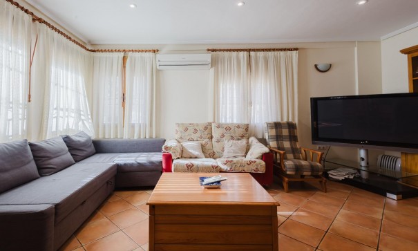 Revente - Appartement -
Torrevieja - torrevieja