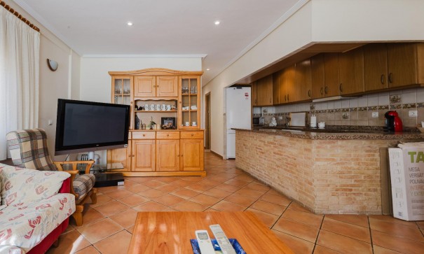 Revente - Appartement -
Torrevieja - torrevieja