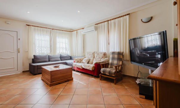 Revente - Appartement -
Torrevieja - torrevieja