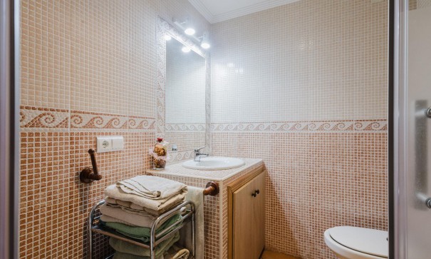 Revente - Appartement -
Torrevieja - torrevieja