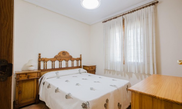Revente - Appartement -
Torrevieja - torrevieja