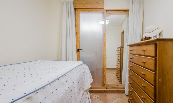 Revente - Appartement -
Torrevieja - torrevieja