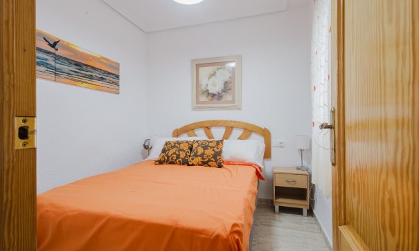 Revente - Appartement -
Torrevieja - Playa del Acequión