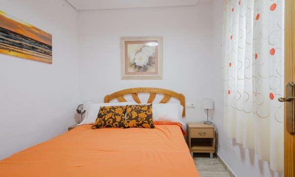 Revente - Appartement -
Torrevieja - Playa del Acequión