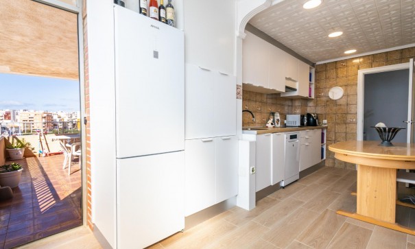 Venta - Apartamento piso -
Torrevieja - Playa del Acequión