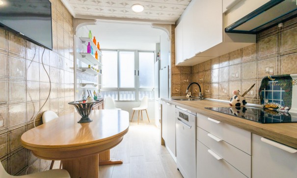 Venta - Apartamento piso -
Torrevieja - Playa del Acequión