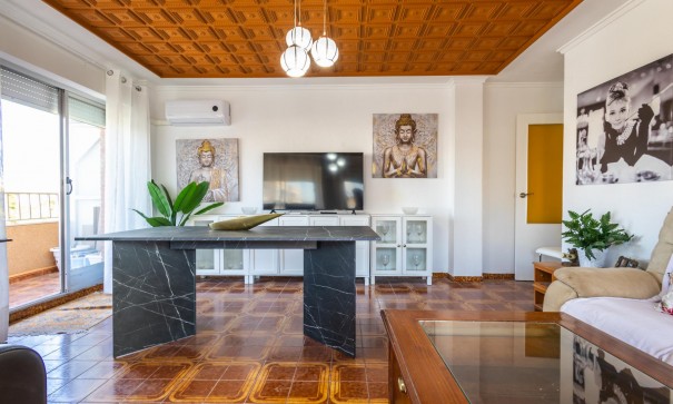 Venta - Apartamento piso -
Torrevieja - Playa del Acequión