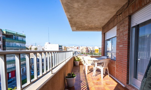 Venta - Apartamento piso -
Torrevieja - Playa del Acequión
