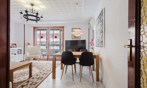 Venta - Apartamento piso -
Torrevieja - Playa del Acequión