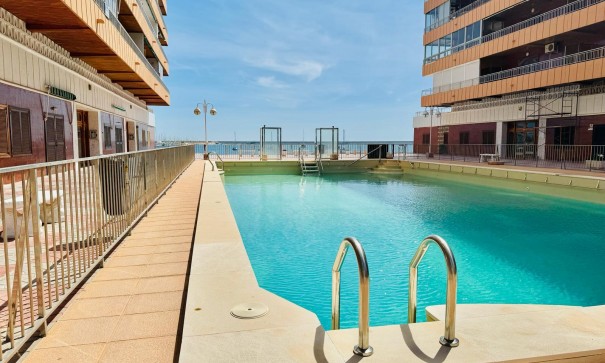 Venta - Apartamento piso -
Torrevieja - Playa del Acequión