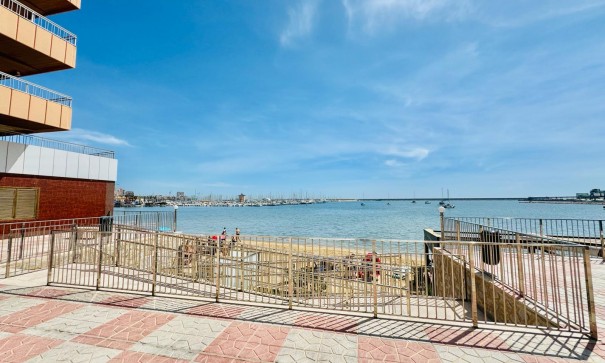 Venta - Apartamento piso -
Torrevieja - Playa del Acequión