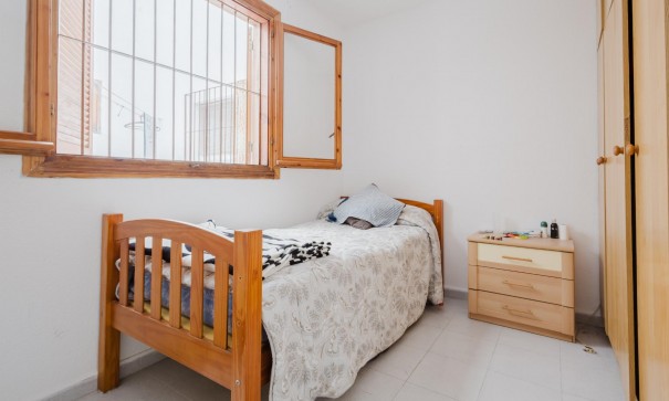 Revente - Appartement -
Torrevieja - Playa del Acequión