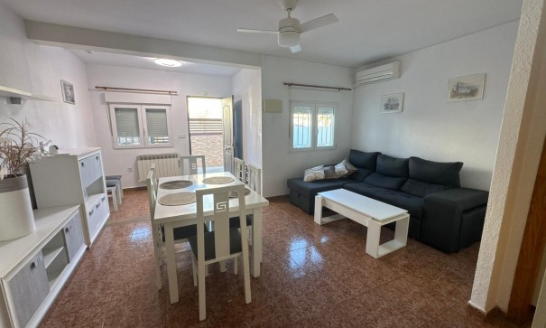 Revente - Appartement -
Torrevieja - Torretas