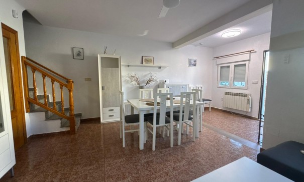 Revente - Appartement -
Torrevieja - Torretas