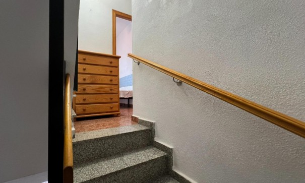 Revente - Appartement -
Torrevieja - Torretas