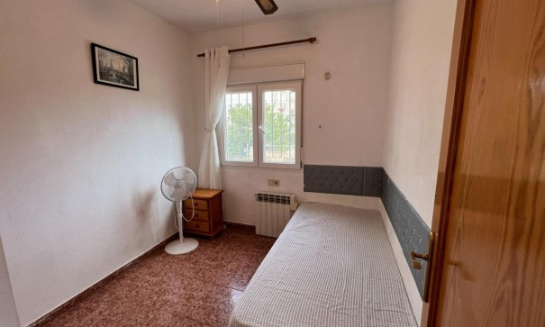 Revente - Appartement -
Torrevieja - Torretas