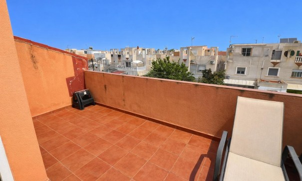 Revente - Appartement -
Torrevieja - Torretas