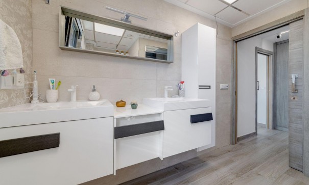 Venta - Chalet Independiente -
Torrevieja - Los Balcones