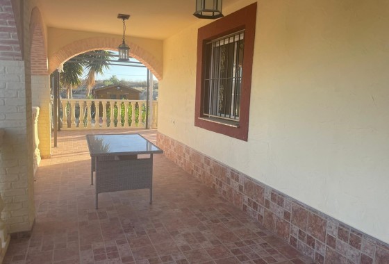 Revente - Finca Propriété rurale -
Fortuna