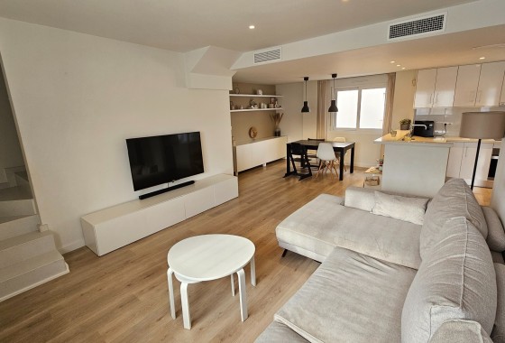 Venta - Chalet Independiente -
Torrevieja