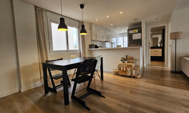 Venta - Chalet Independiente -
Torrevieja