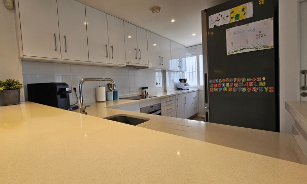 Venta - Chalet Independiente -
Torrevieja