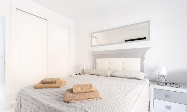 Revente - Maison de ville -
Torrevieja - Punta prima