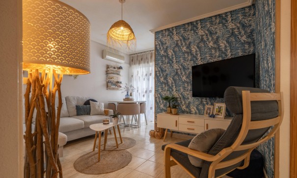 Revente - Appartement -
Torrevieja - Acequion